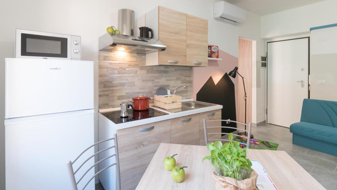Babyaccommodation Family Panoramic II Pietra Ligure Exterior photo
